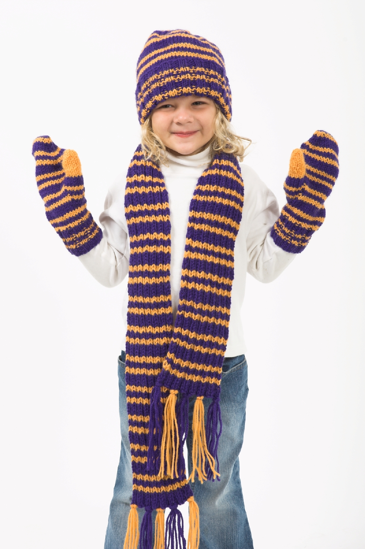 Childs Hat Scarf and Mittens Pattern #F214